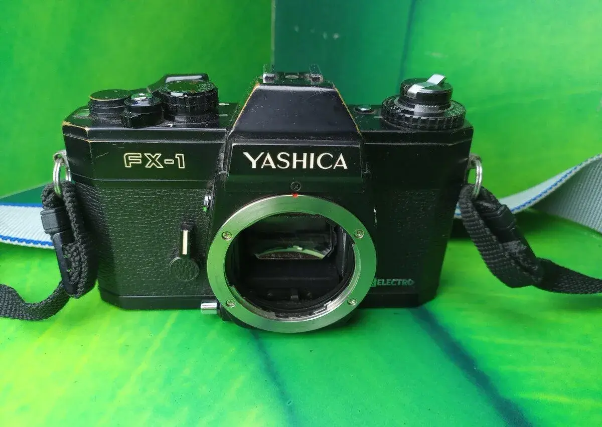 Yashica FX-1