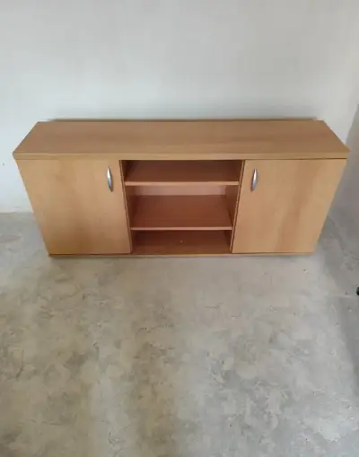 Skrinku na TV