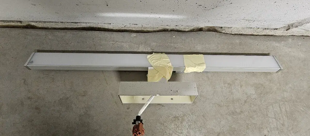 Nové kúpeľňové LED svietidlo nad zrkadlo (60 cm, IP44)