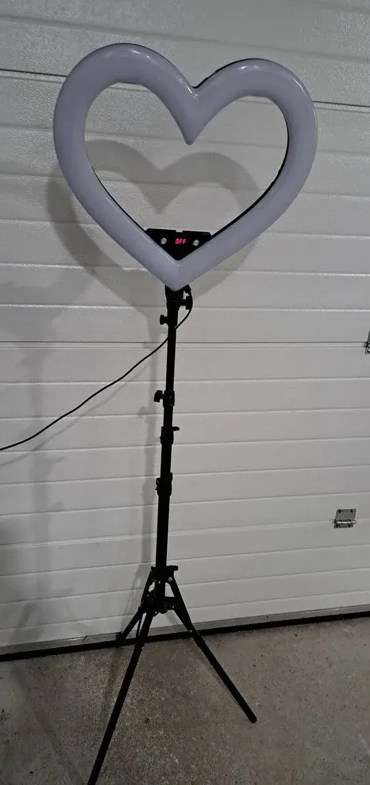 Kozmeticka ledkova lampa