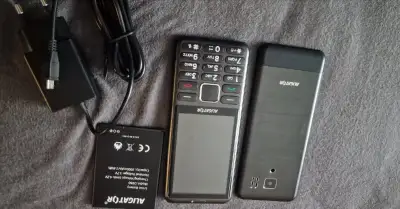Aligator D950 dual sim