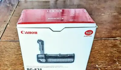 Battery grip BG-E21 Canon