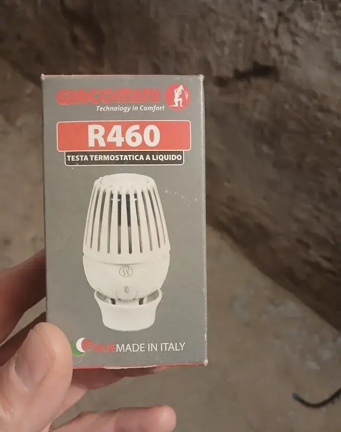 Termostaticke hlavice Giacomini R460 (clip-clap)