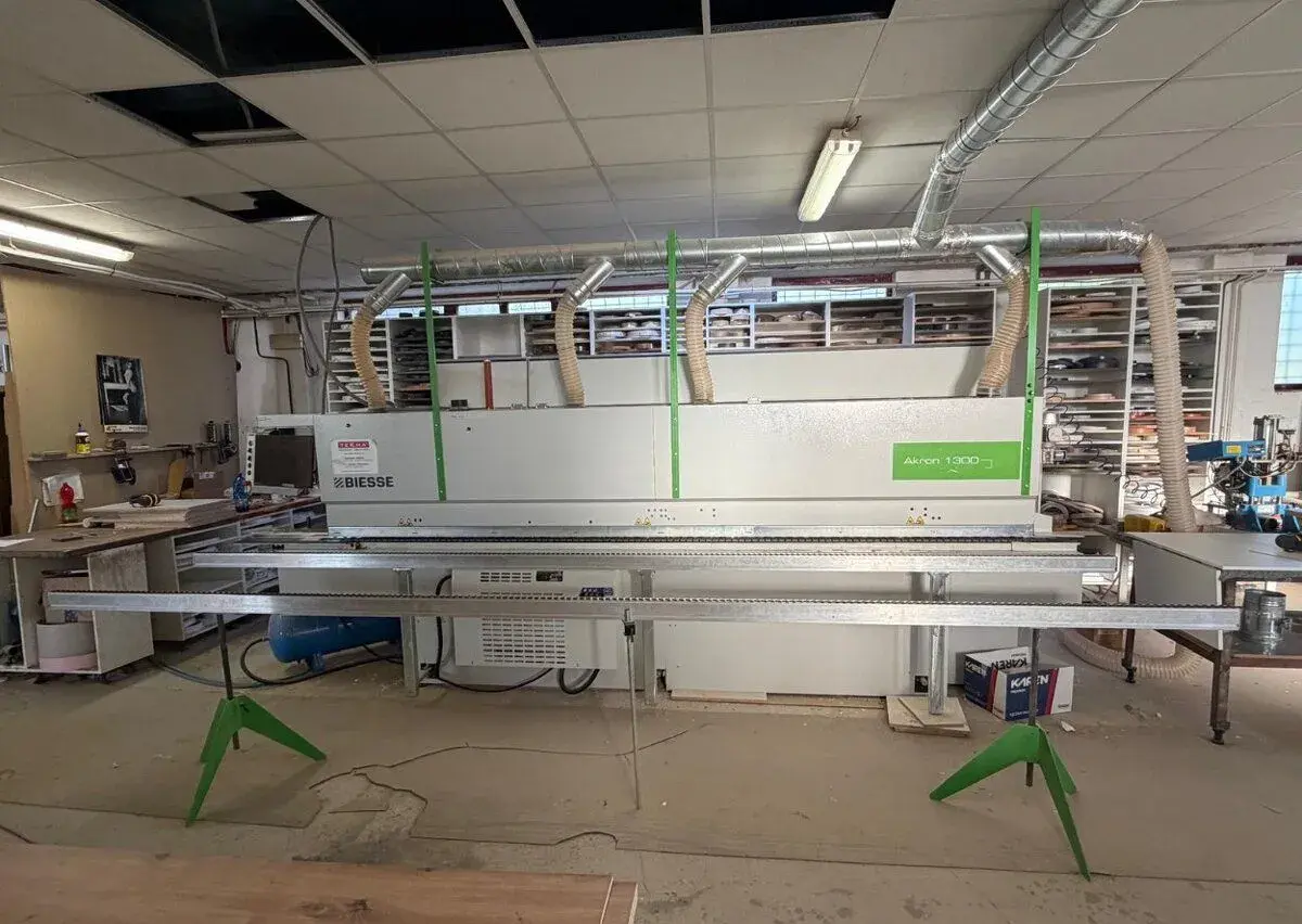 Olepovačka hran BIESSE AKRON 1330 A AIRFORCE + EVA + PUR