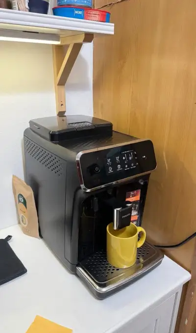 Automatický kávovar Philips Series 2200 LatteGo EP 2231