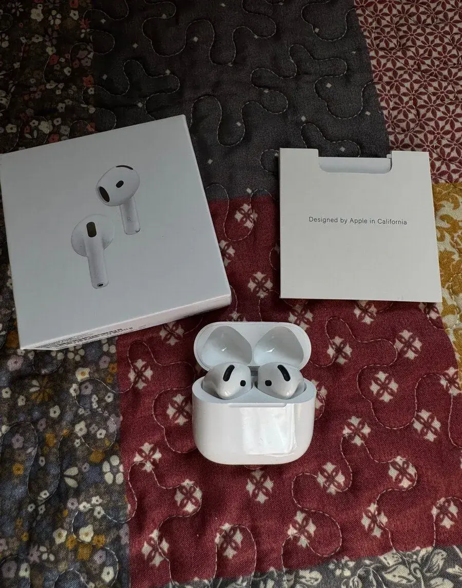 Airpods 4