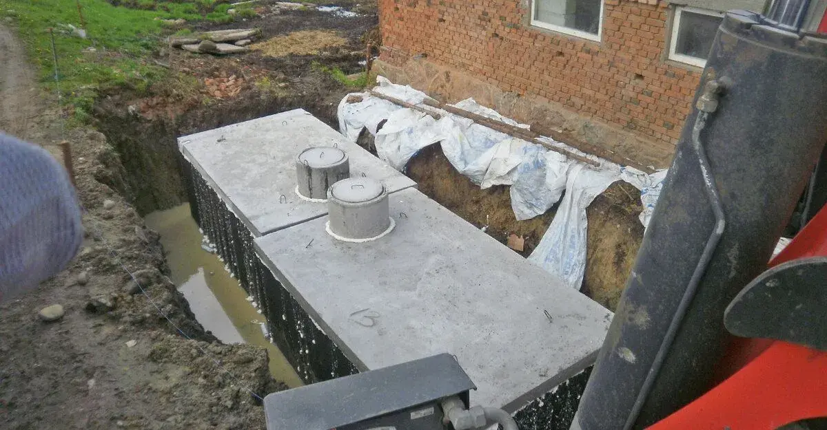 BETONOVÁ ŽUMPA 12m3, BETÓNOVÁ NÁDRŽ NA VODU