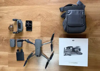 DJI Mavic 2 PRO Fly More Combo