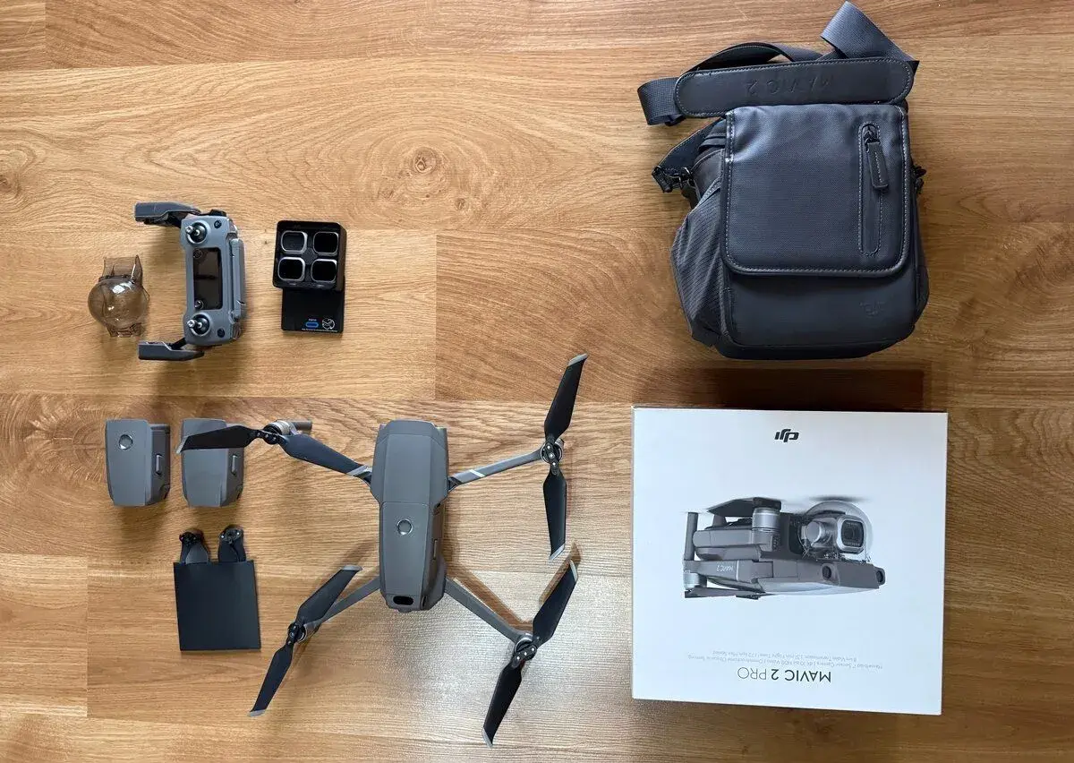 DJI Mavic 2 PRO Fly More Combo