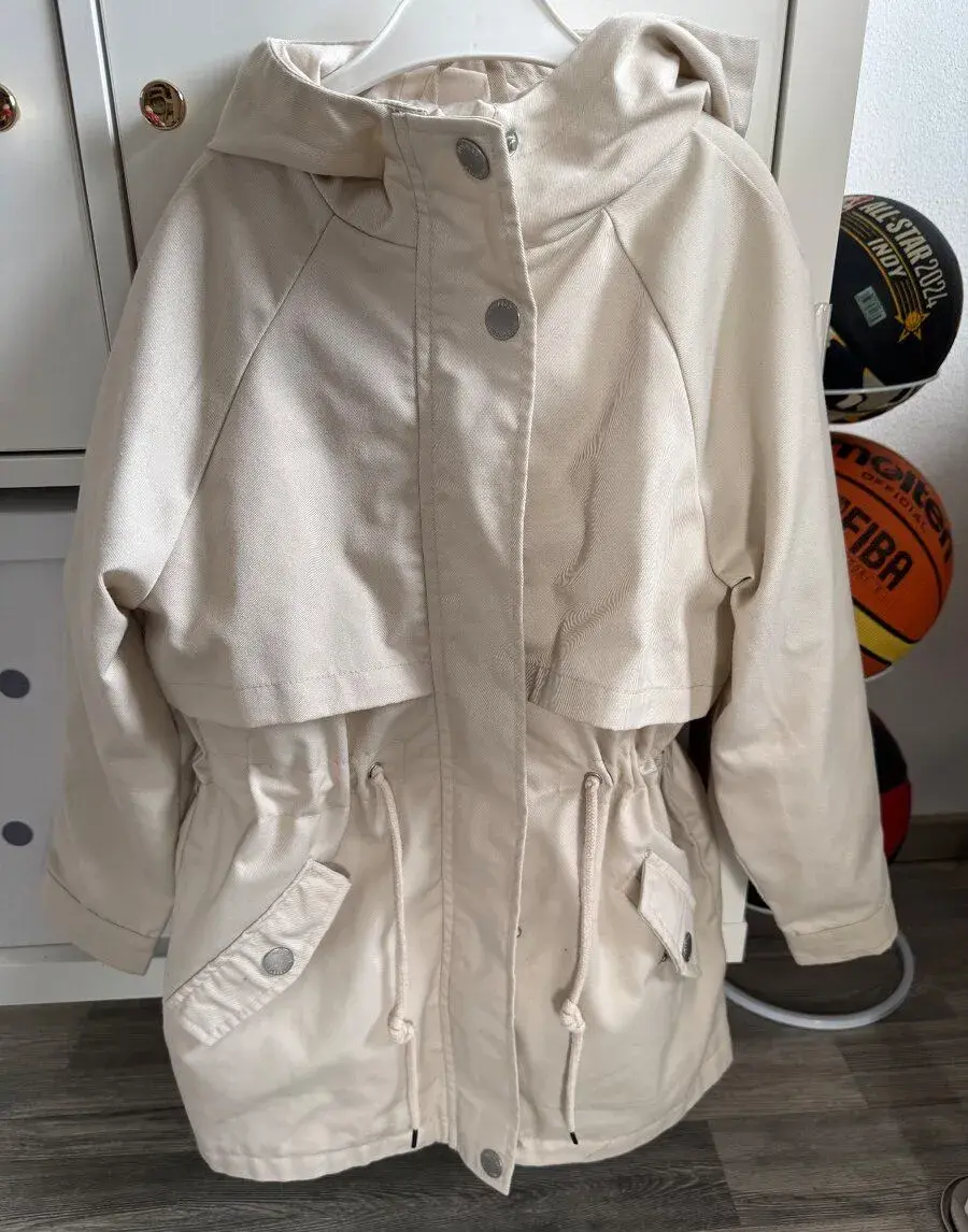 Dievcensky trenckot Reserved vel. 128