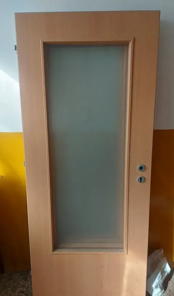 dvere interierove presklene sirka 80cm