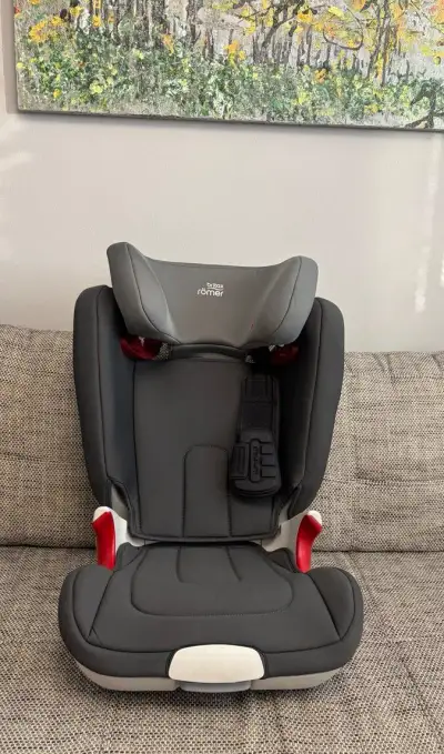 Britax Römer KIDFIX XP 15–36 kg, ISOFIX