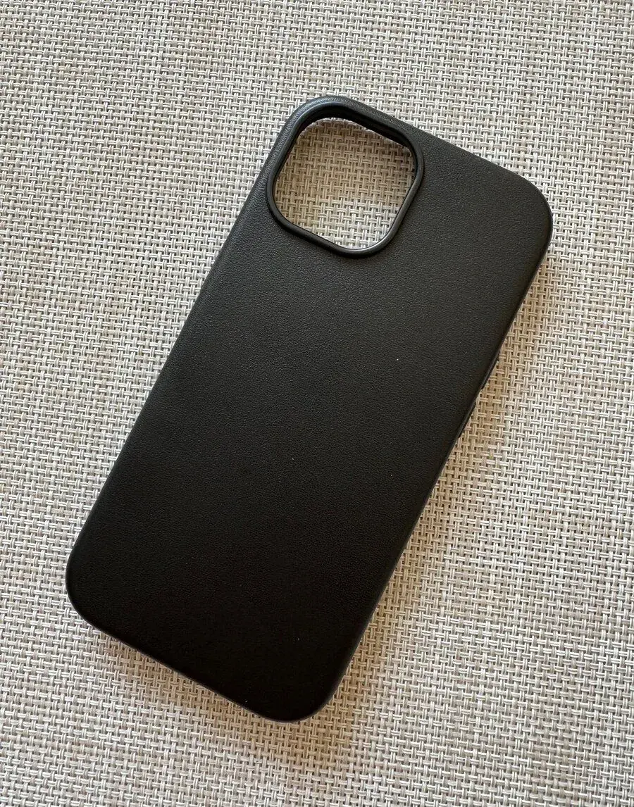 iPhone 15 Leather Case