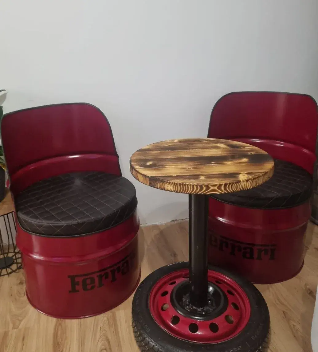 Štýlový nábytok zo sudov - Ferrari