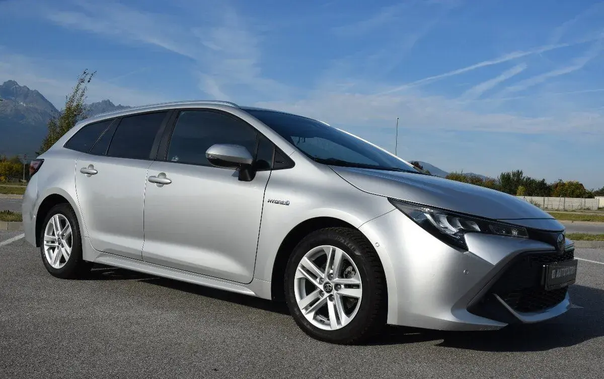 Toyota Corolla – 2021, 96 376 km
