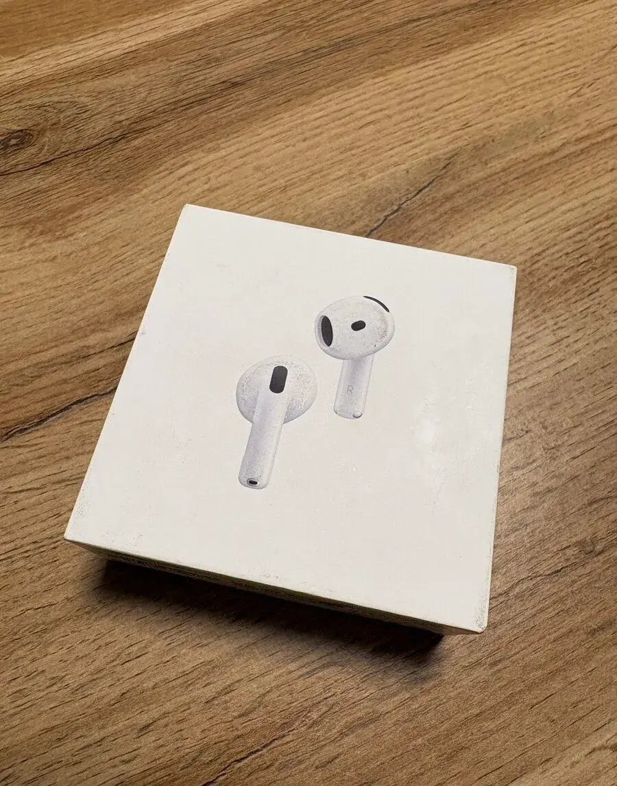 AirPods 4 ANC