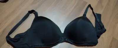 Podprsenka na kojenie