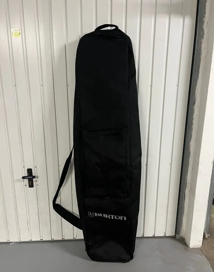 Burton vak na snowboard na kolieskach