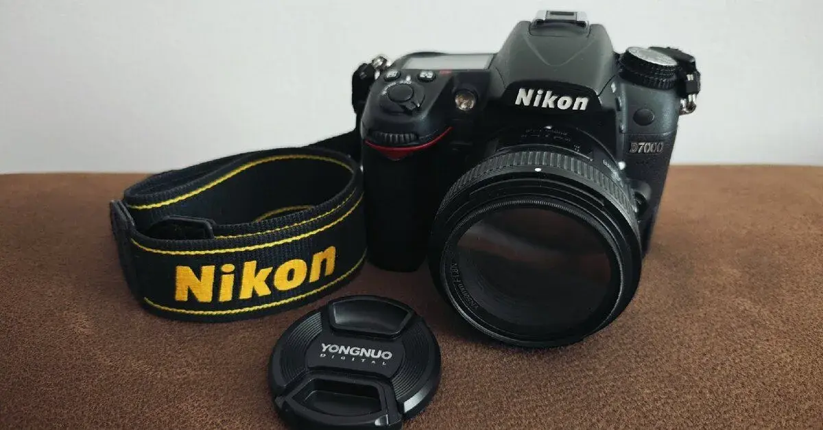 Nikon D7000 + prislusenstvo