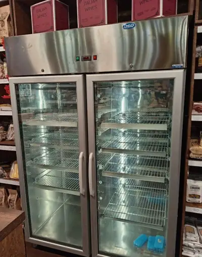 Mraziaca skriňa TECNODOM 1 400 l