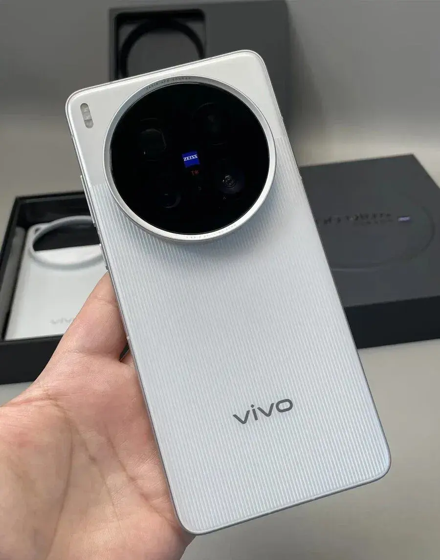 Vivo X200 Ultra 12/256gb