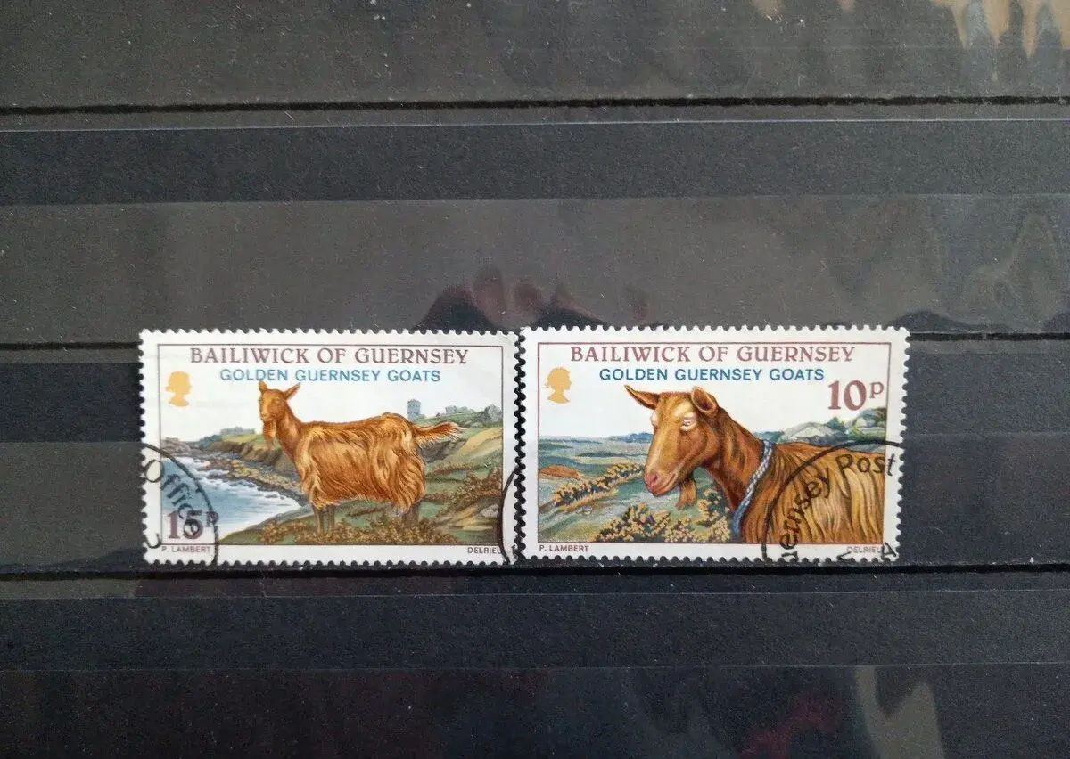 Poštové známky č.720 - Guernsey - koza zlatá