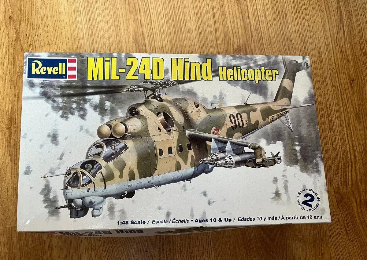 Helikoptera MiL-24D Hind revell