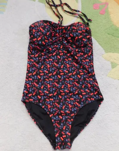 Čerešňové plavky Next veľ. 38-40