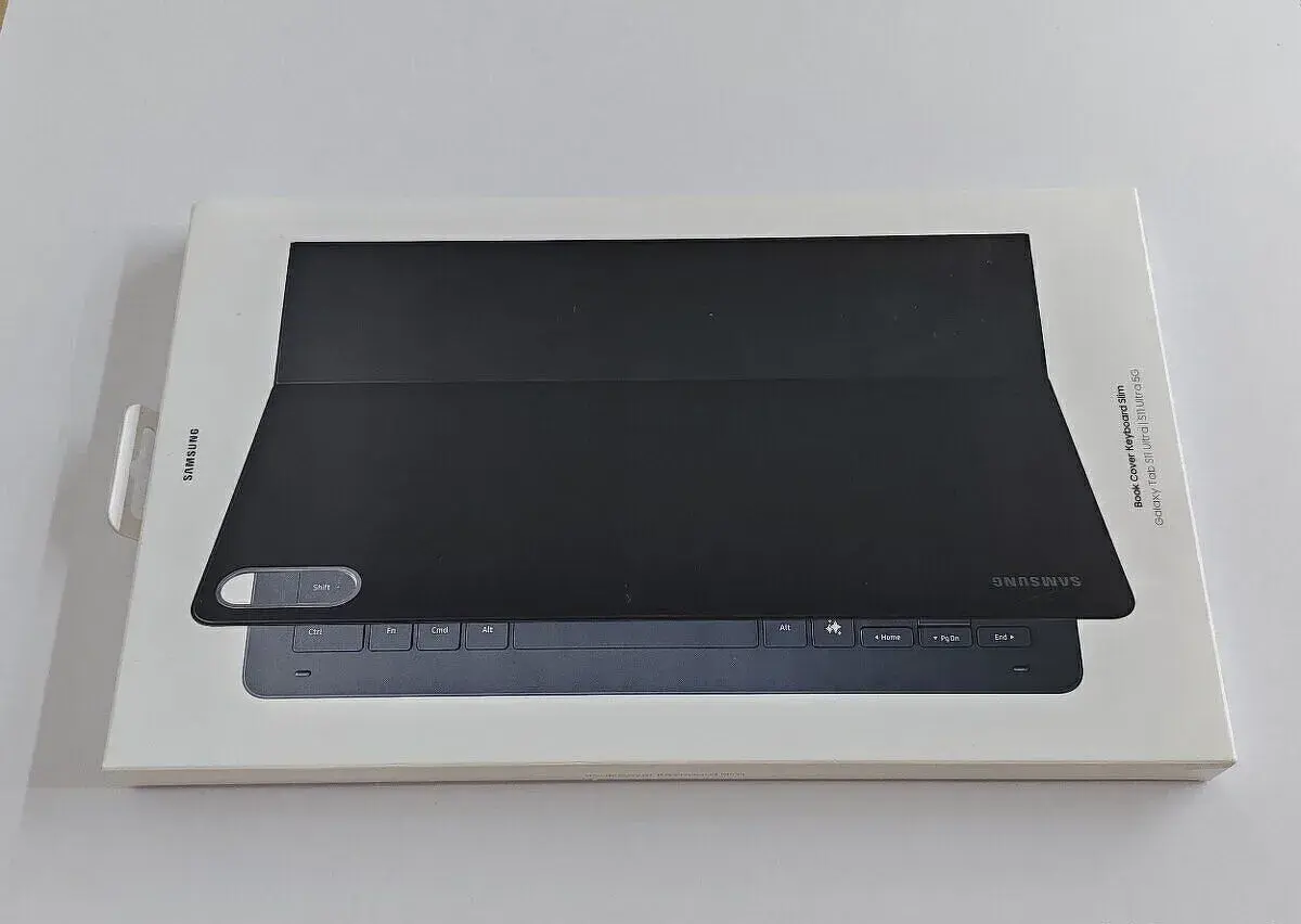 Galaxy Tab S11 Ultra Book Cover Keyboard Slim