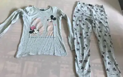 Pyžamo v. 134-140, Minnie Mouse - Disney