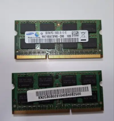 2x 2GB Kit DDR3 RAM SO-DIMM 2Rx8PC3-10600S Samsung