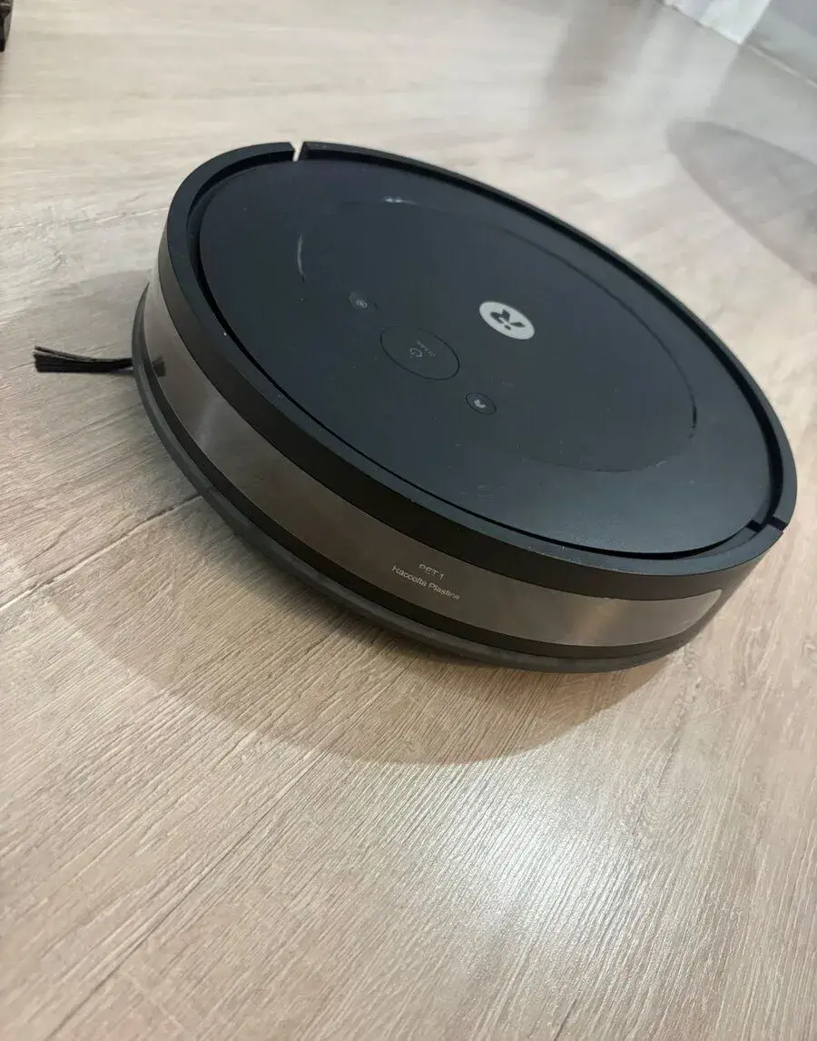 Robotický vysávač iRobot Combo Essential