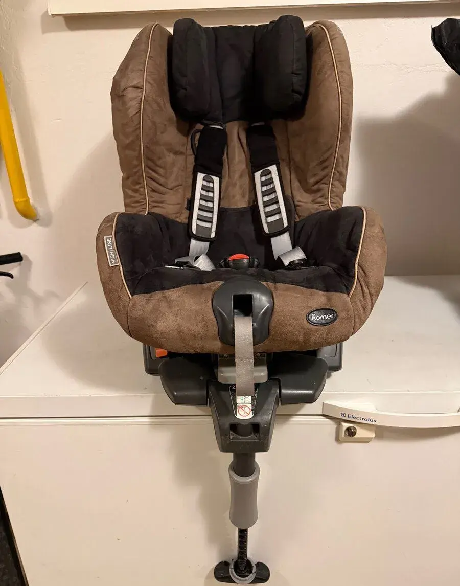 Detská autosedačka Britax Römer Safefix plus