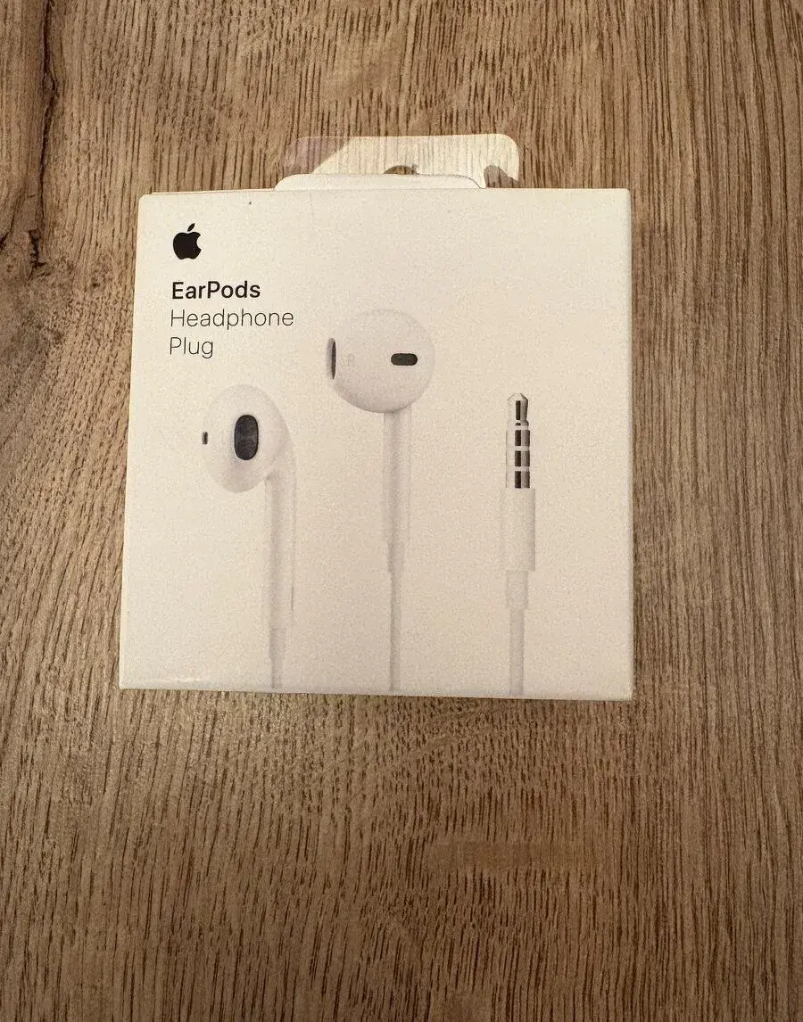 Original Apple EarPods - nepouzite, nerozbalene 3.5mm