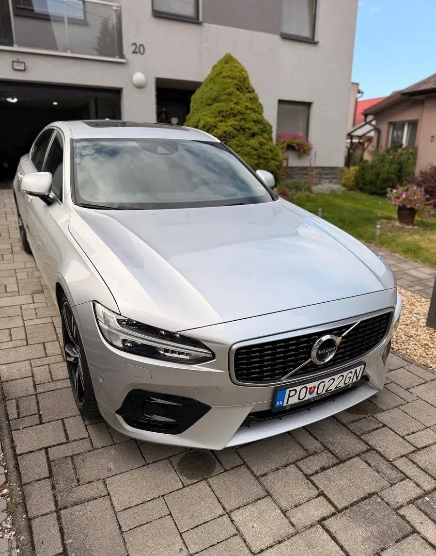 Volvo S90 – 2019, 147 000 km