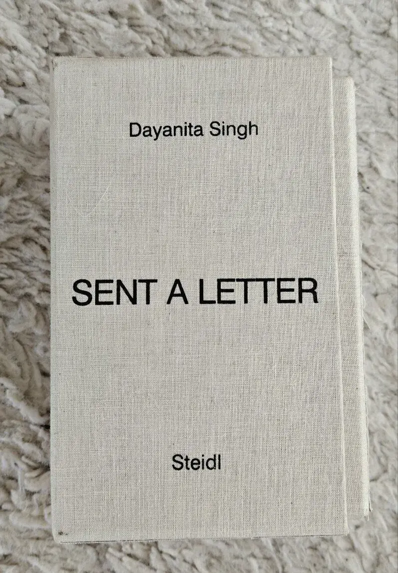 Dayanita Singh – Sent a Letter