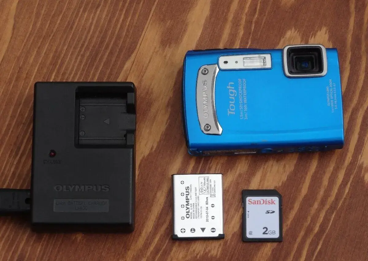 Olympus Tough TG-320 – odolný digitálny fotoaparát