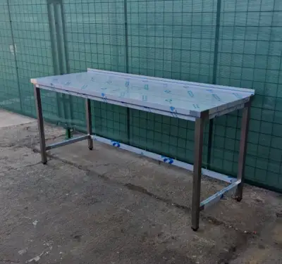 Nerezový pracovný stôl - zváraný, gastro, kuchynský