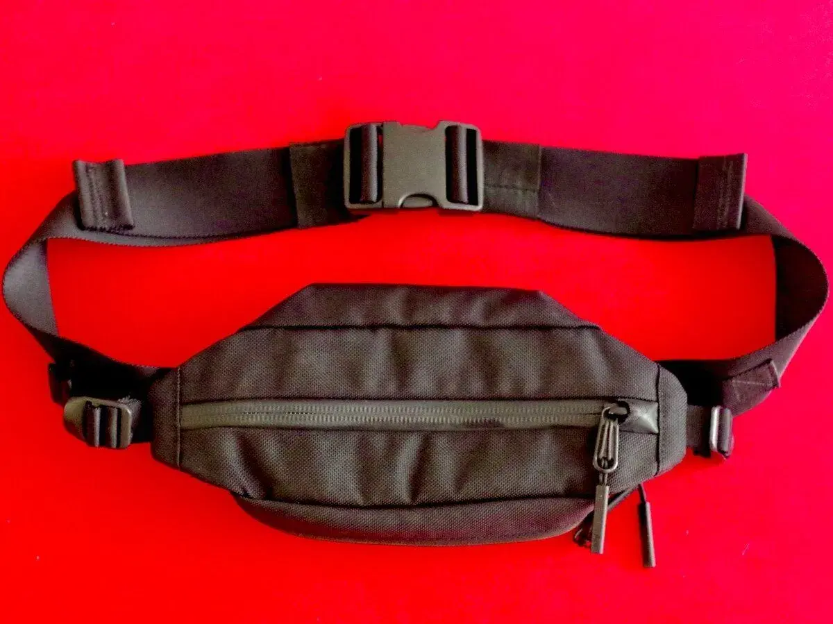 AER City Sling Black Ballistic Cordura - slingbag