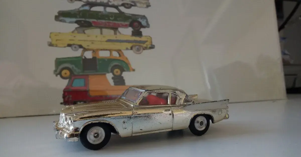 Studebaker Golden Hawk - 211S Corgi Toys