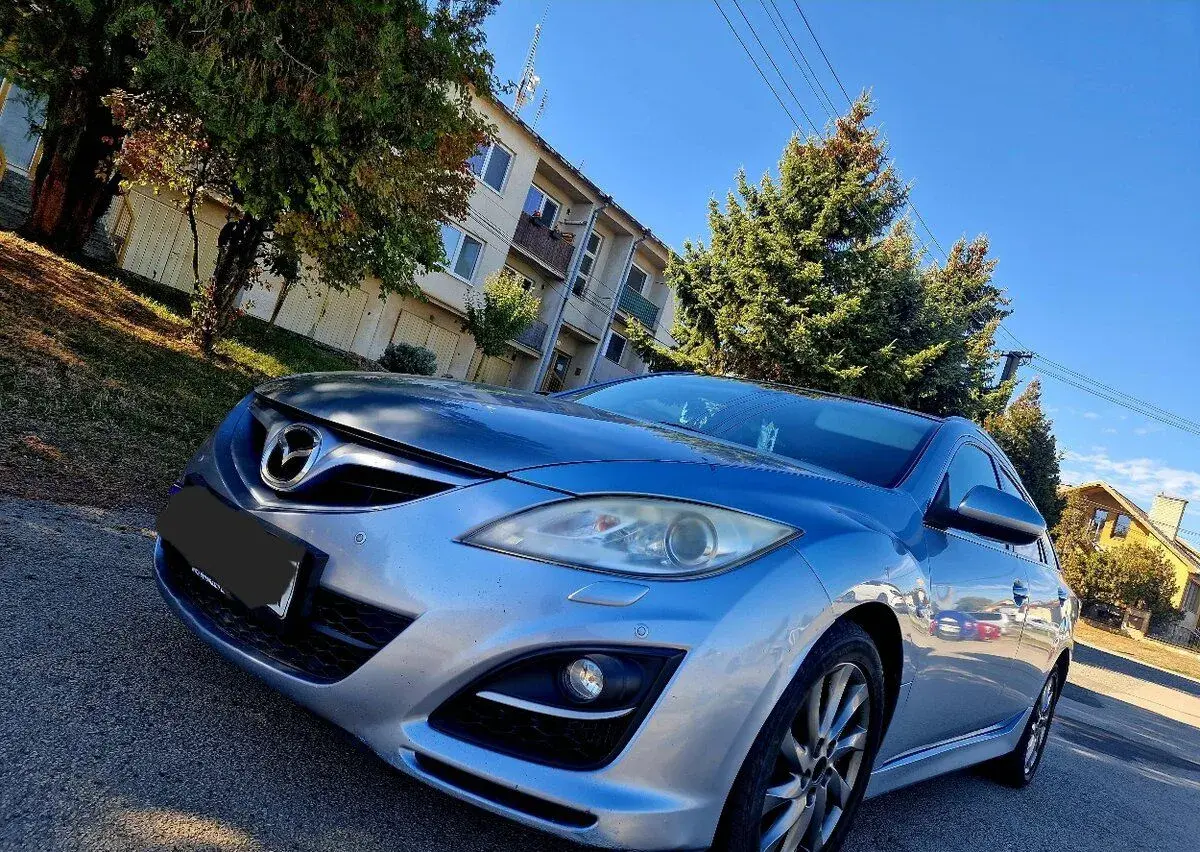 Mazda – 2013, 297 305 km