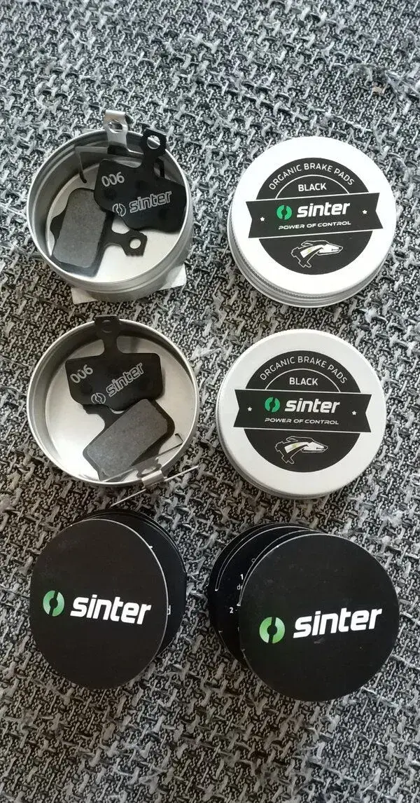 Brzdové platničky Sinter Black