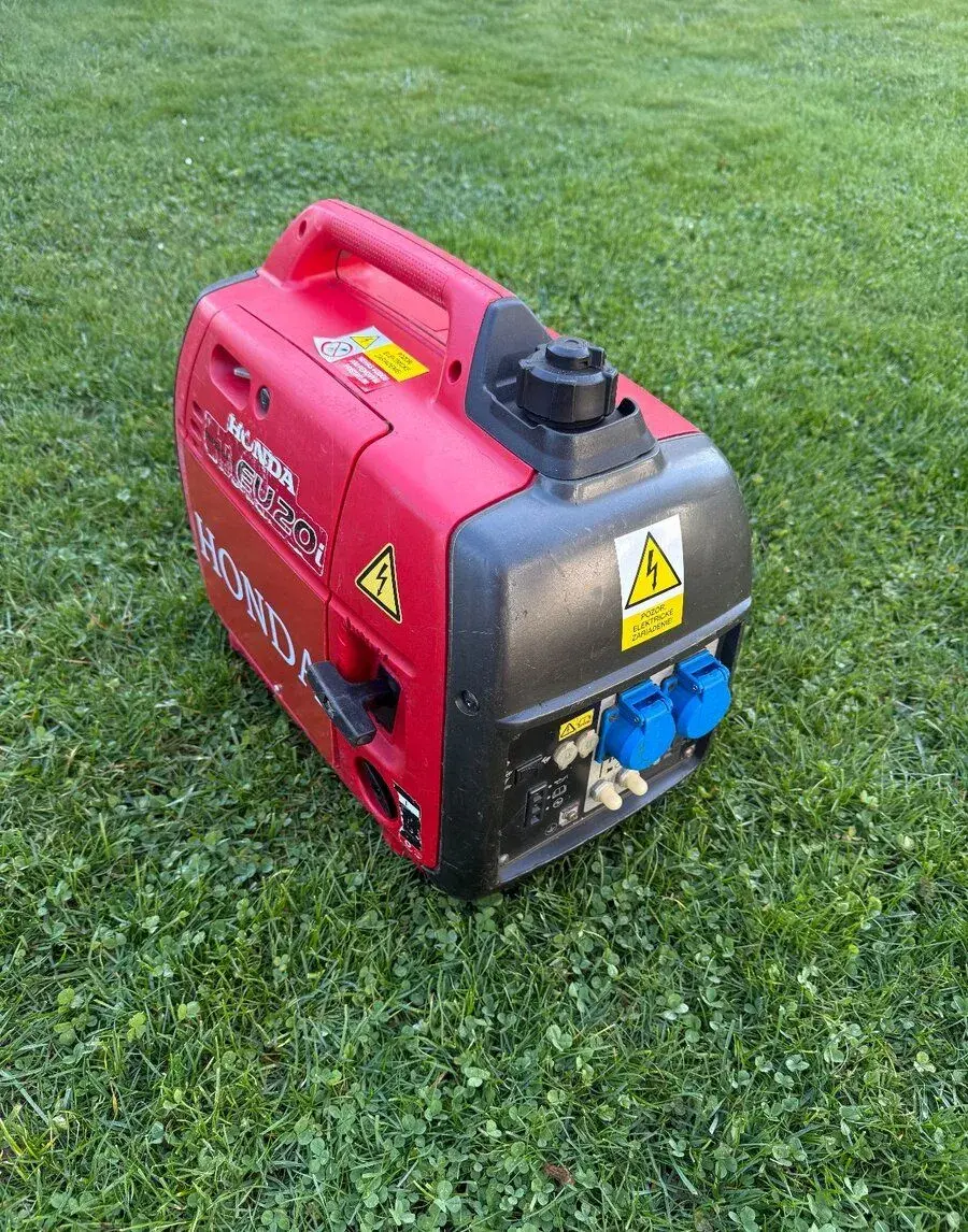 Honda EU20i invertorová elektrocentrála – Max. výkon 2000 W