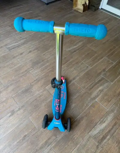 Kolobežka Micro Maxi