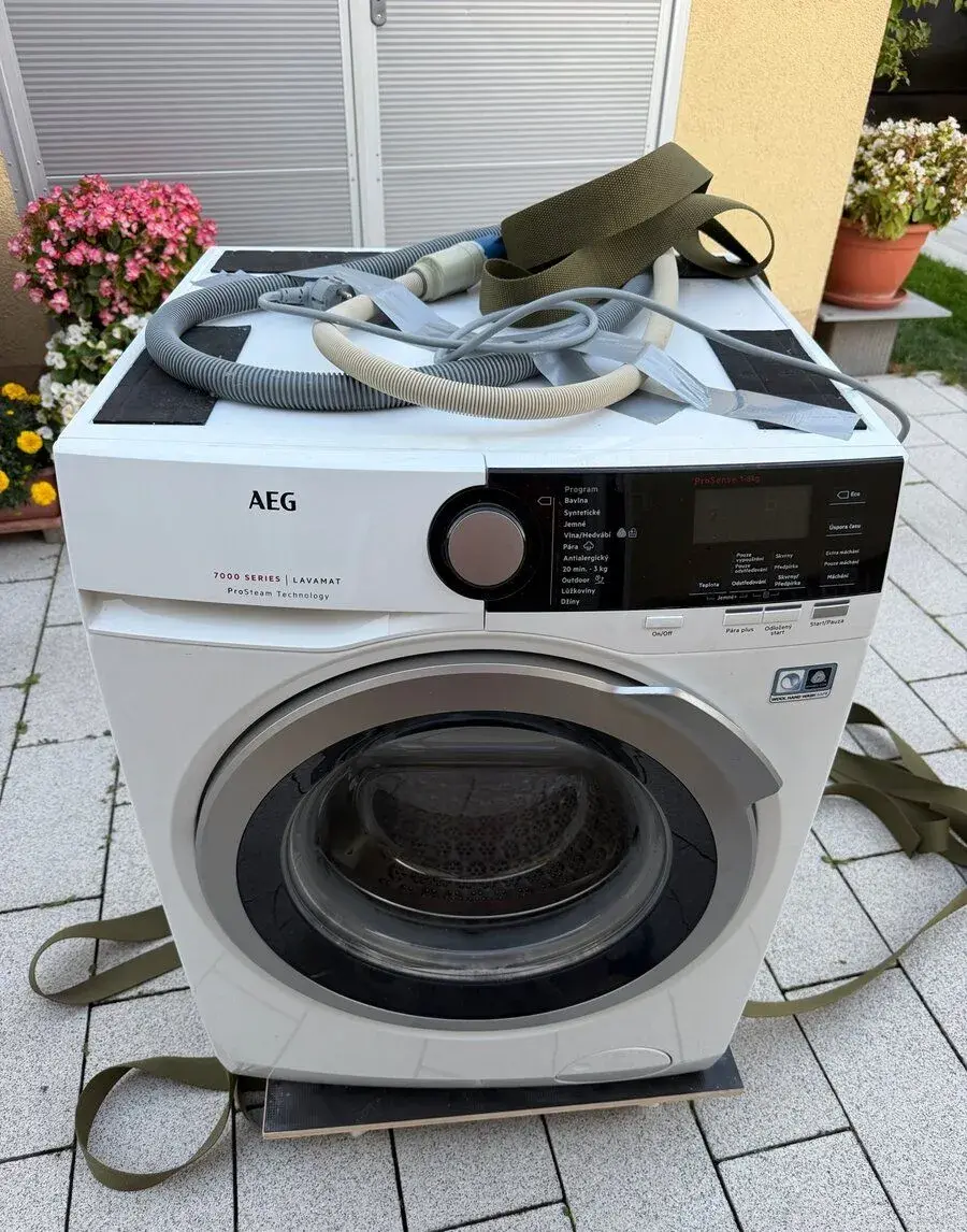 AEG pracka seria 7000 1-8kg