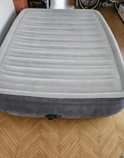 Intex nafukovací matrac