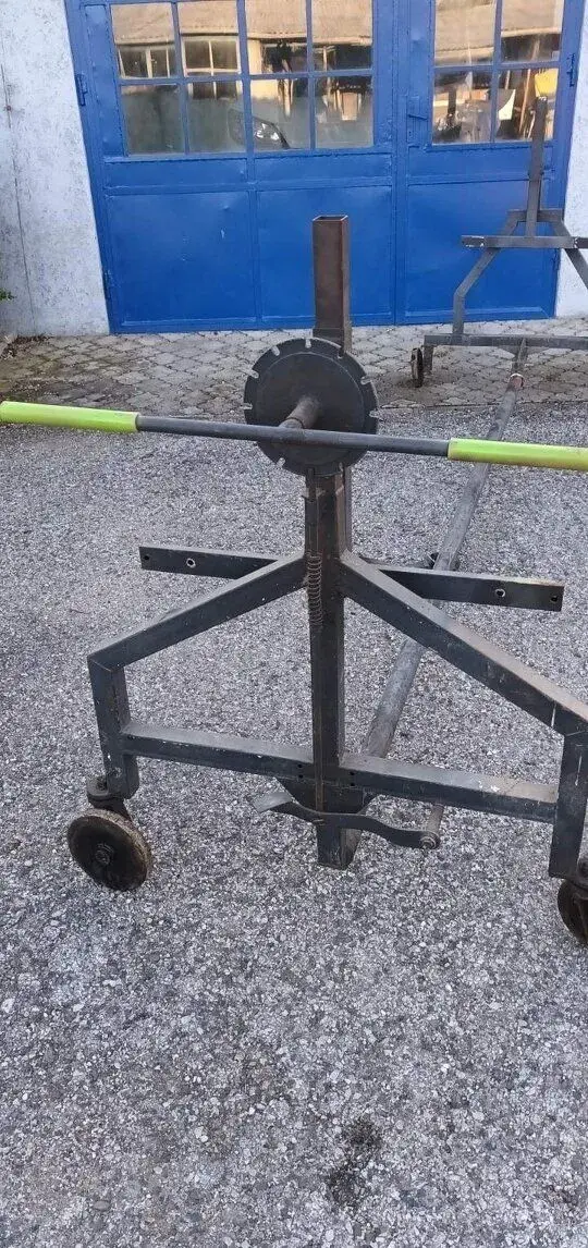 Manipulačný vozík na karosérie