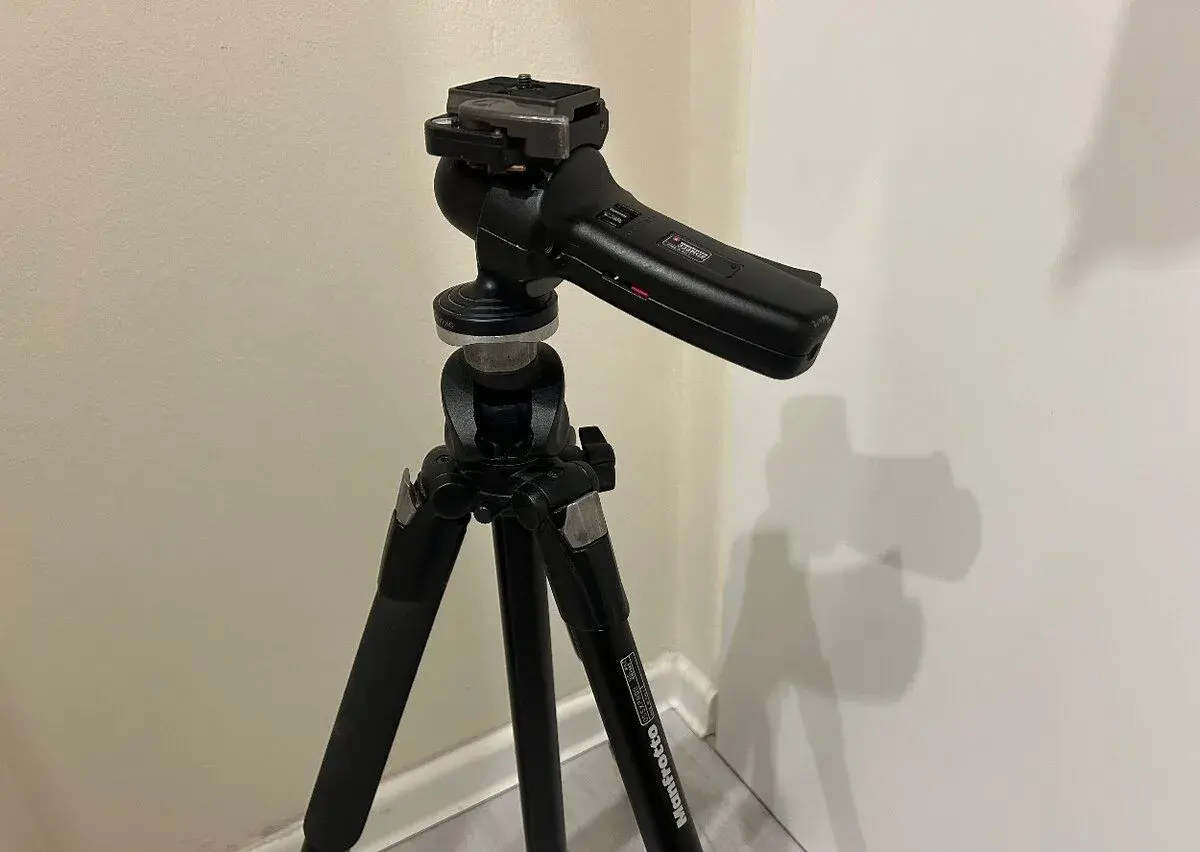 Statív - Manfrotto 055XPROB s hlavou 322RC2