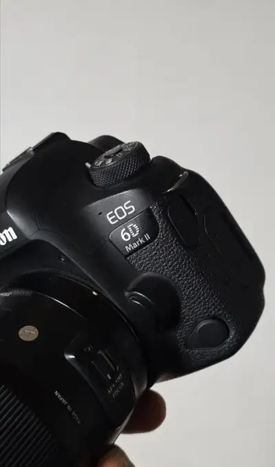 Canon EOS 6D Mark II (telo) – technický stav