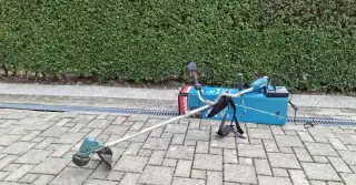 Makita aku vyžínač "delený" DUR191UZX3